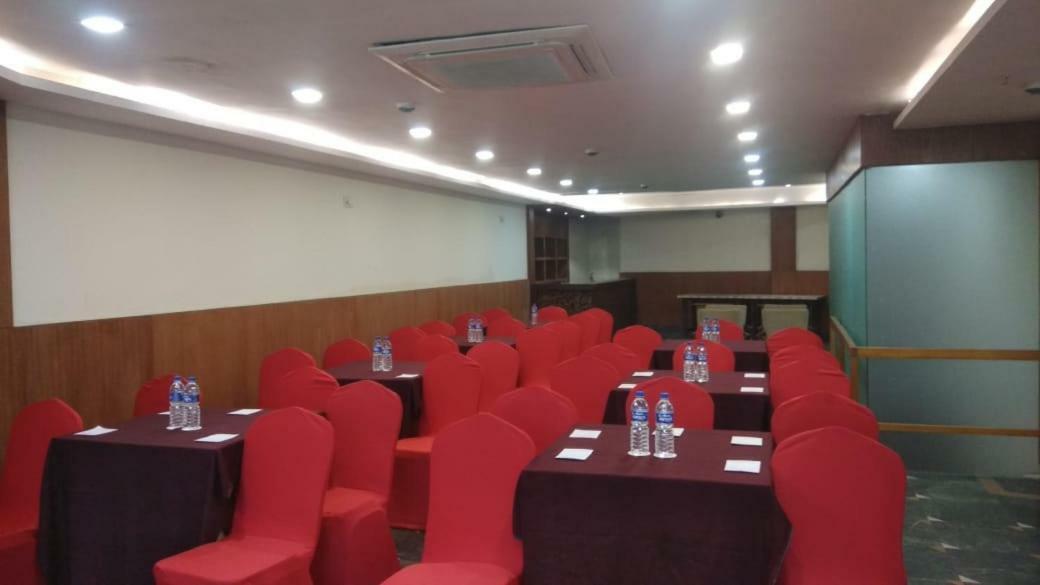 Kings Crown Salt Lake Kolkata Exterior photo